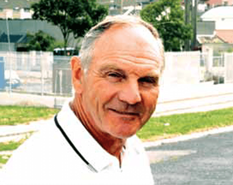 Billy Higgins with children from exchange program